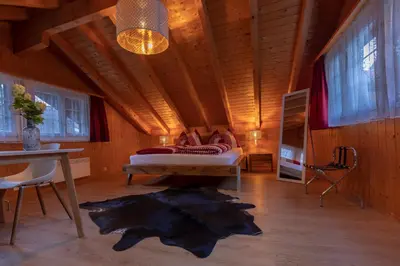 Ein Bett oder Betten in einem Zimmer der Unterkunft Chalet Wäschhüsli near Interlaken, Grindelwald and Lauterbrunnen