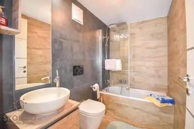 Ein Badezimmer in der Unterkunft Casa Sunegga