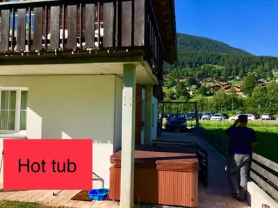 Ein allgemeiner Bergblick oder ein Berglick von der Ferienwohnung aus