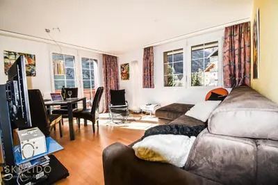 Ein Sitzbereich in der Unterkunft Wohnung in Zermatt mit postkarten Matterhornblick
