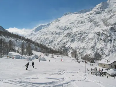 Haus Mondelli im Winter