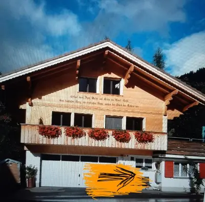 Das Gebäude in dem sich das Chalet befindet