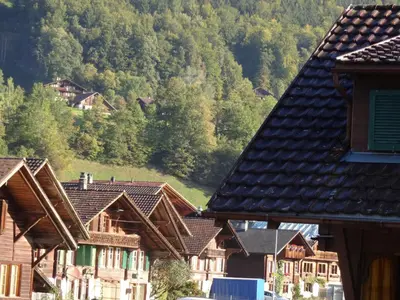 Ein allgemeiner Bergblick oder ein Berglick von des Chalets aus