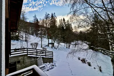 Modern and well equipped apartment, 500m from the 4 Vallées ski area im Winter