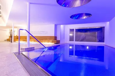 Der Swimmingpool an oder in der Nähe von Legendär Zermatt