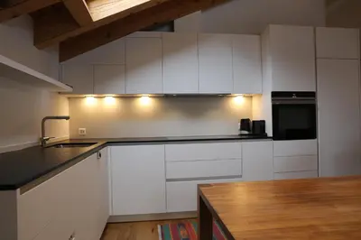 Küche/Küchenzeile in der Unterkunft Bolero 4.5 Dachzimmerwohnung