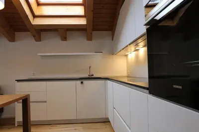 Küche/Küchenzeile in der Unterkunft Bolero 4.5 Dachzimmerwohnung