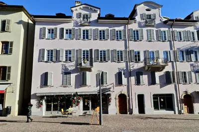Das Gebäude in dem sich die Ferienwohnung befindet