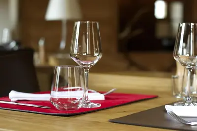 Getränke in der Unterkunft Hotel Walliserkanne