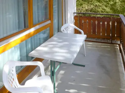 Ein Balkon oder eine Terrasse in der Unterkunft Apartment Roger-2 by Interhome