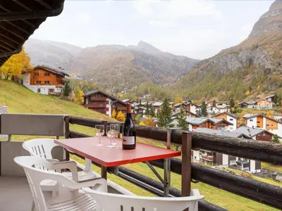 Ein allgemeiner Bergblick oder ein Berglick von der Ferienwohnung aus