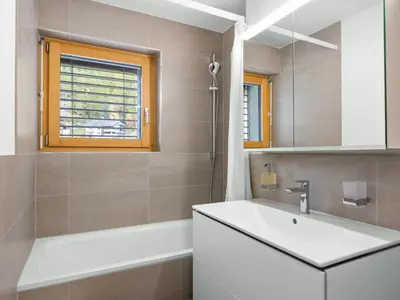 Ein Badezimmer in der Unterkunft Apartment Silence-2 by Interhome