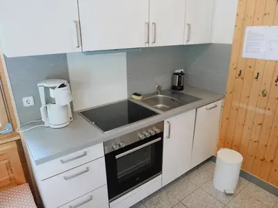 Küche/Küchenzeile in der Unterkunft Chalet Allegra by Interhome