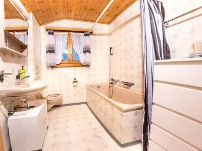 Ein Badezimmer in der Unterkunft Apartment Kelly by Interhome