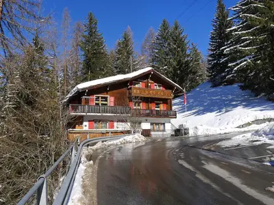 Apartment Lärchenheim by Interhome im Winter