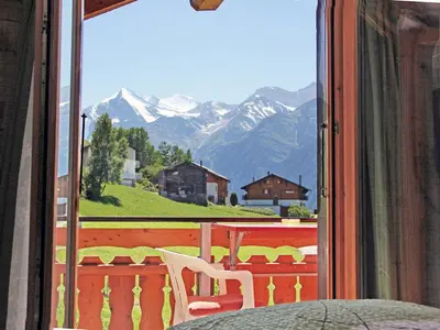 Ein allgemeiner Bergblick oder ein Berglick von der Ferienwohnung aus