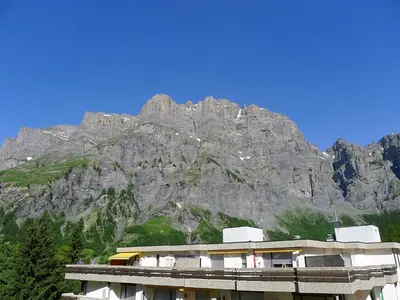 Ein allgemeiner Bergblick oder ein Berglick von der Ferienwohnung aus