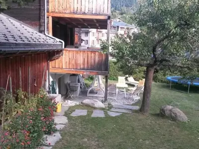 Ein Garten an der Unterkunft Apartment ABC Ferienwohnung 3 1- OG Nord-Ost by Interhome