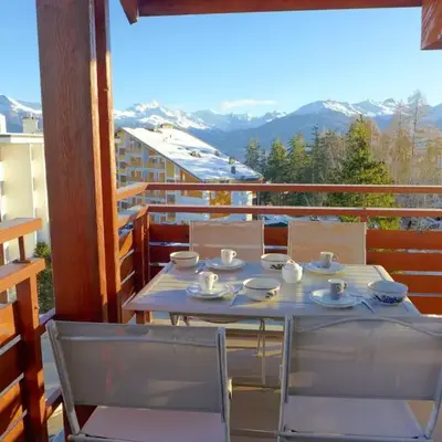 Apartment Le Tsaumiau A 17 by Interhome