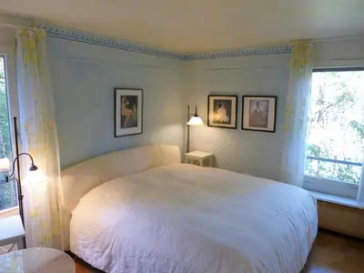 Ein Bett oder Betten in einem Zimmer der Unterkunft Apartment Jeanne D'Arc Apt- H-58 by Interhome
