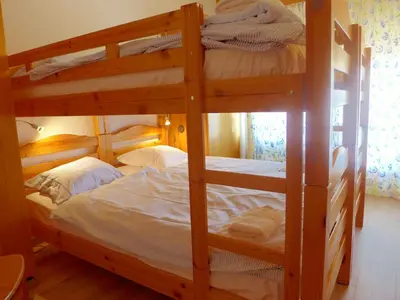 Ein Bett oder Betten in einem Zimmer der Unterkunft Apartment Victoria C 8 by Interhome
