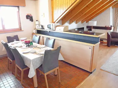Ein Sitzbereich in der Unterkunft Apartment Victoria C 8 by Interhome