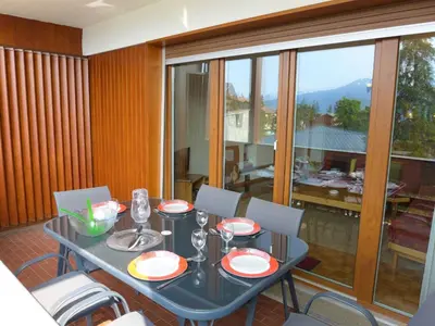 Ein allgemeiner Bergblick oder ein Berglick von der Ferienwohnung aus
