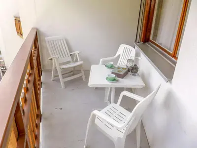 Ein Sitzbereich in der Unterkunft Apartment Barzettes-Vacances 558 - Entrée N- 18 by Interhome