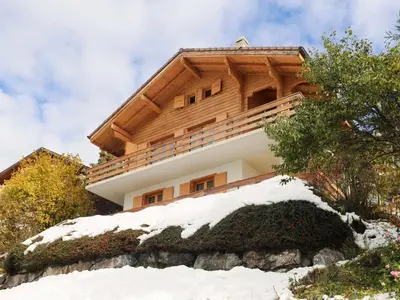 Das Gebäude in dem sich das Chalet befindet