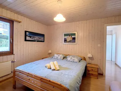 Ein Bett oder Betten in einem Zimmer der Unterkunft Apartment Bellevue L by Interhome