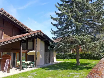 Ein Garten an der Unterkunft Apartment von Allmen by Interhome