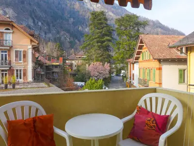 Ein allgemeiner Bergblick oder ein Berglick von der Ferienwohnung aus