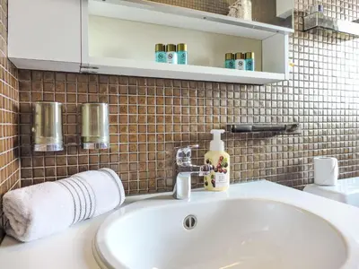 Ein Badezimmer in der Unterkunft Apartment Harder by Interhome