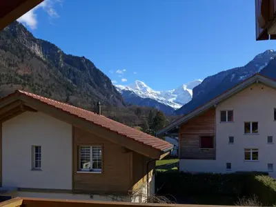 Ein allgemeiner Bergblick oder ein Berglick von der Ferienwohnung aus
