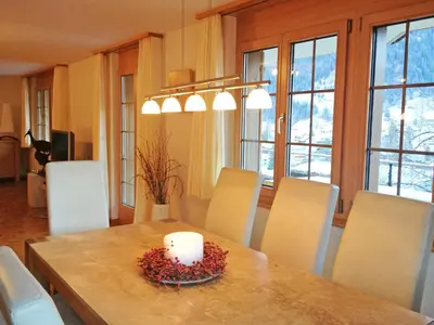 Ein Sitzbereich in der Unterkunft Apartment Chalet Perle by Interhome