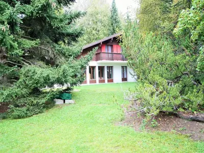 Ein Garten an der Unterkunft Bright Chalet with Terrace