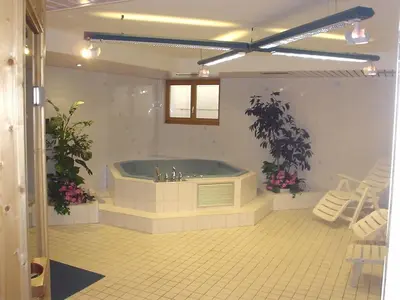 Ein Badezimmer in der Unterkunft St Martin Apartments