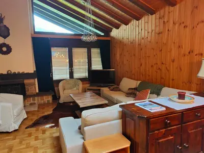 Ein Sitzbereich in der Unterkunft Haus Azurit Dachwohnung Nr.30