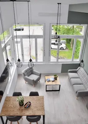 Ein Sitzbereich in der Unterkunft The Loft Interlaken
