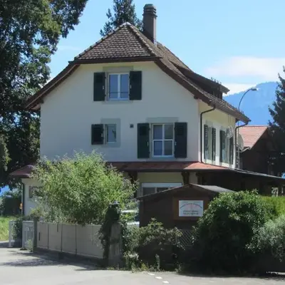 Bahnhöfli Faulensee