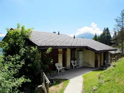 Das Gebäude in dem sich das Chalet befindet