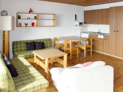 Küche/Küchenzeile in der Unterkunft Studio Résidence Dixence-10 by Interhome