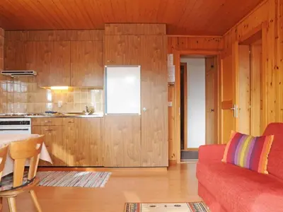 Küche/Küchenzeile in der Unterkunft Apartment Bärgblüemli EG Süd by Interhome