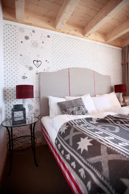 Ein Bett oder Betten in einem Zimmer der Unterkunft Hamilton Lodge & Spa