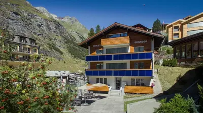 Ein allgemeiner Bergblick oder ein Berglick von der Ferienwohnung aus