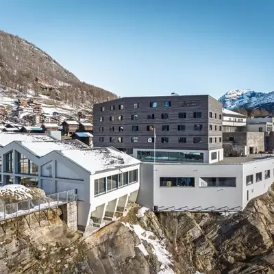 Saas-Fee wellnesshostel4000