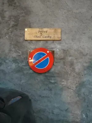 Ein Zertifikat, Auszeichnung, Logo oder anderes Dokument, das in der Unterkunft Chez Cathy chambre chez l'habitante ausgestellt ist