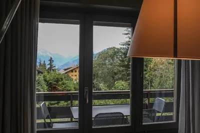 Ein allgemeiner Bergblick oder ein Berglick von der Ferienwohnung aus