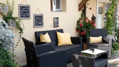 Ein Sitzbereich in der Unterkunft Hotel Rosengärtli