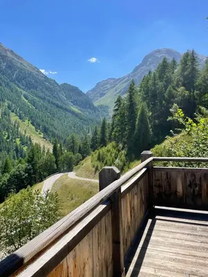Naturlandschaft in der Nähe des Chalets